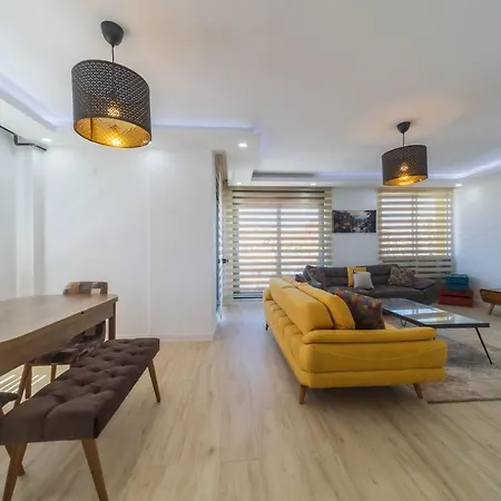 Lovely Duplex Flat Near Beach In Muratpasa Apartment *