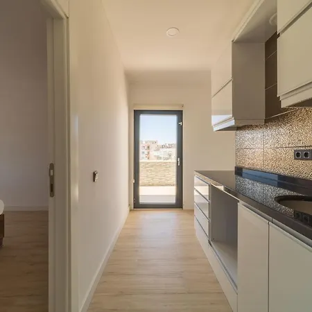 Lovely Duplex Flat Near Beach In Muratpasa דירה אנטליה